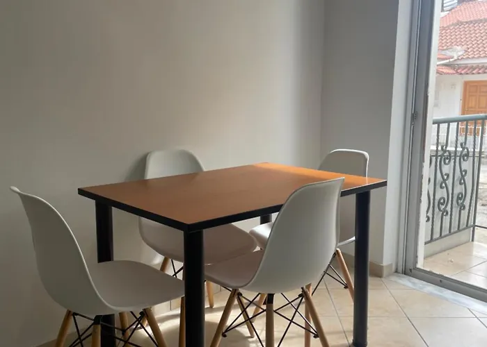 Peroulia Apartments